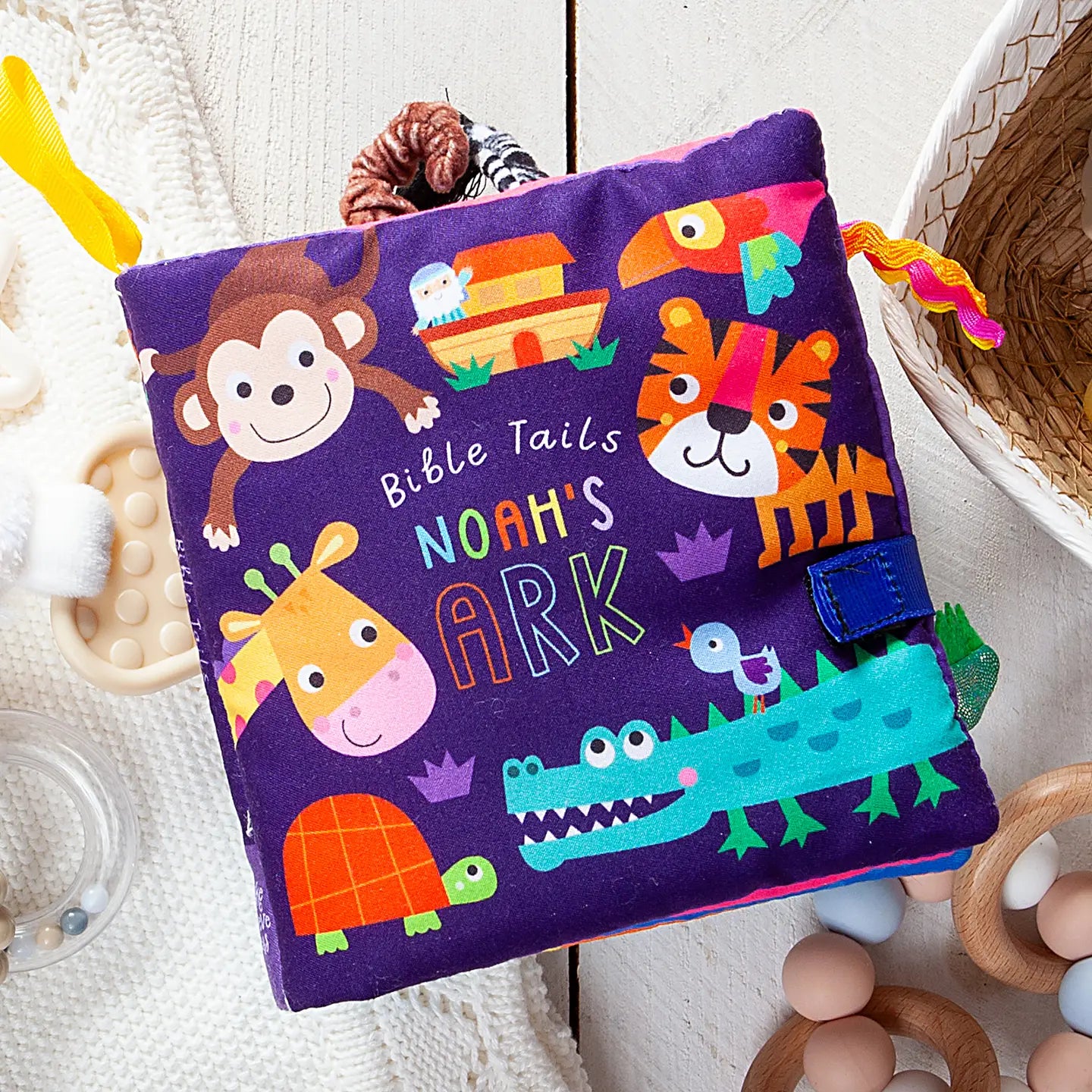 Bible Tails - Noah’S Ark (Touch and Feel Cloth Book)