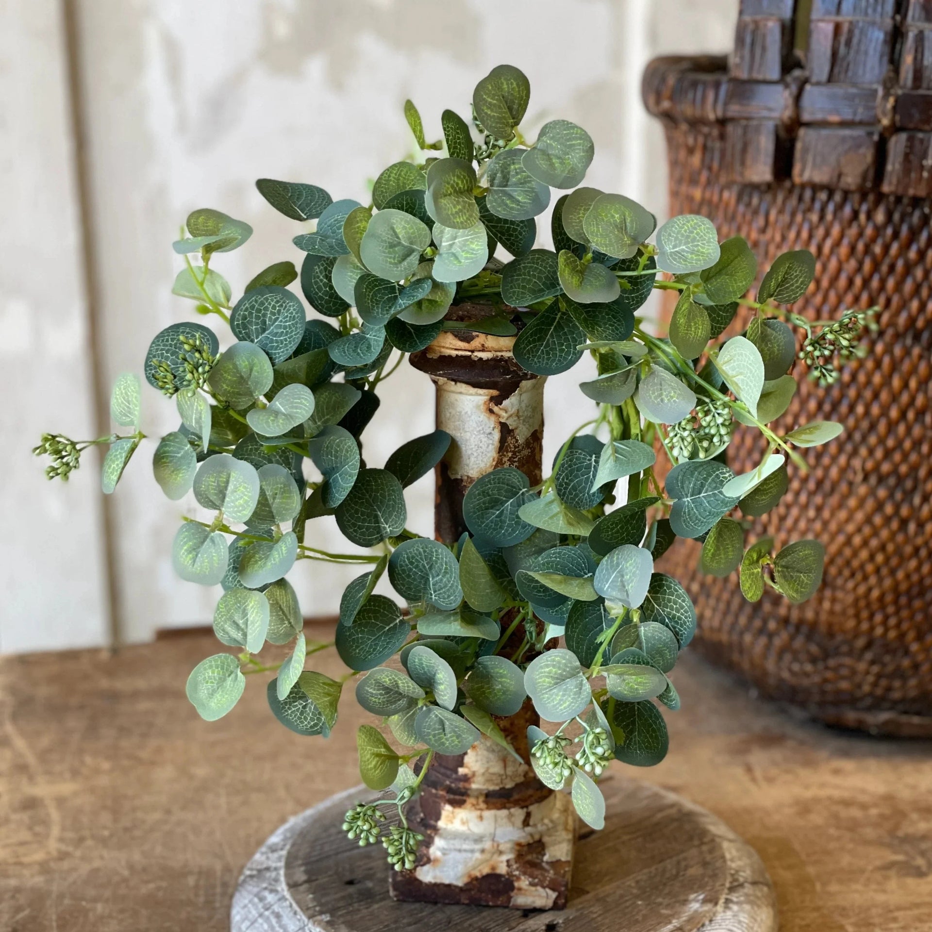 Sweet Seed Eucalyptus Candle Ring