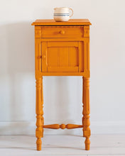 Load image into Gallery viewer, Barcelona Orange Chalk Paint 120 ml
