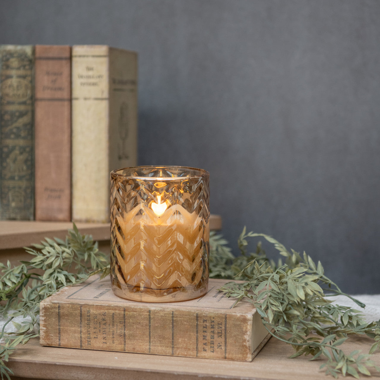 5 Inch Champagne Chevron Glass 3D Flame Candle