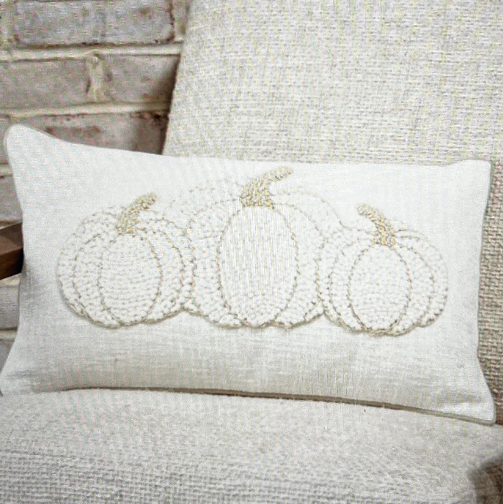 Triple Pumpkin Pillow 20x12